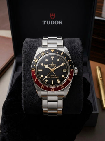 What to Check Before Buying a Pre-Owned Watch