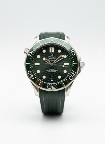 OMEGA Seamaster Diver 300M 42mm – Green Dial & Rubber Strap | Ref. 210.32.42.20.10.001