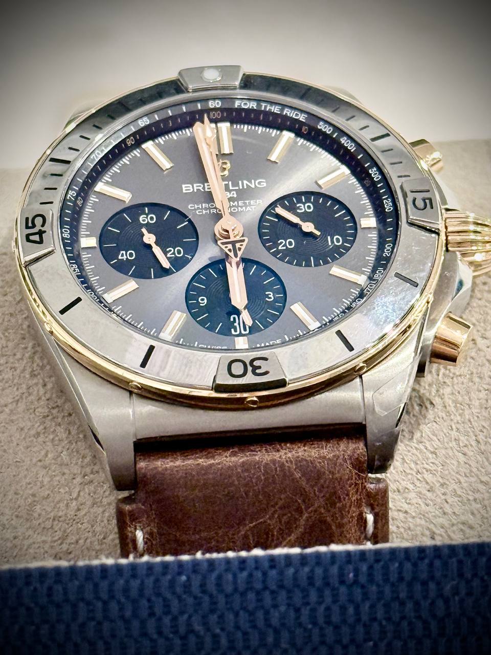 Breitling Chronomat B01 42 Triumph TB0134101M1X1 actual watch photo 7