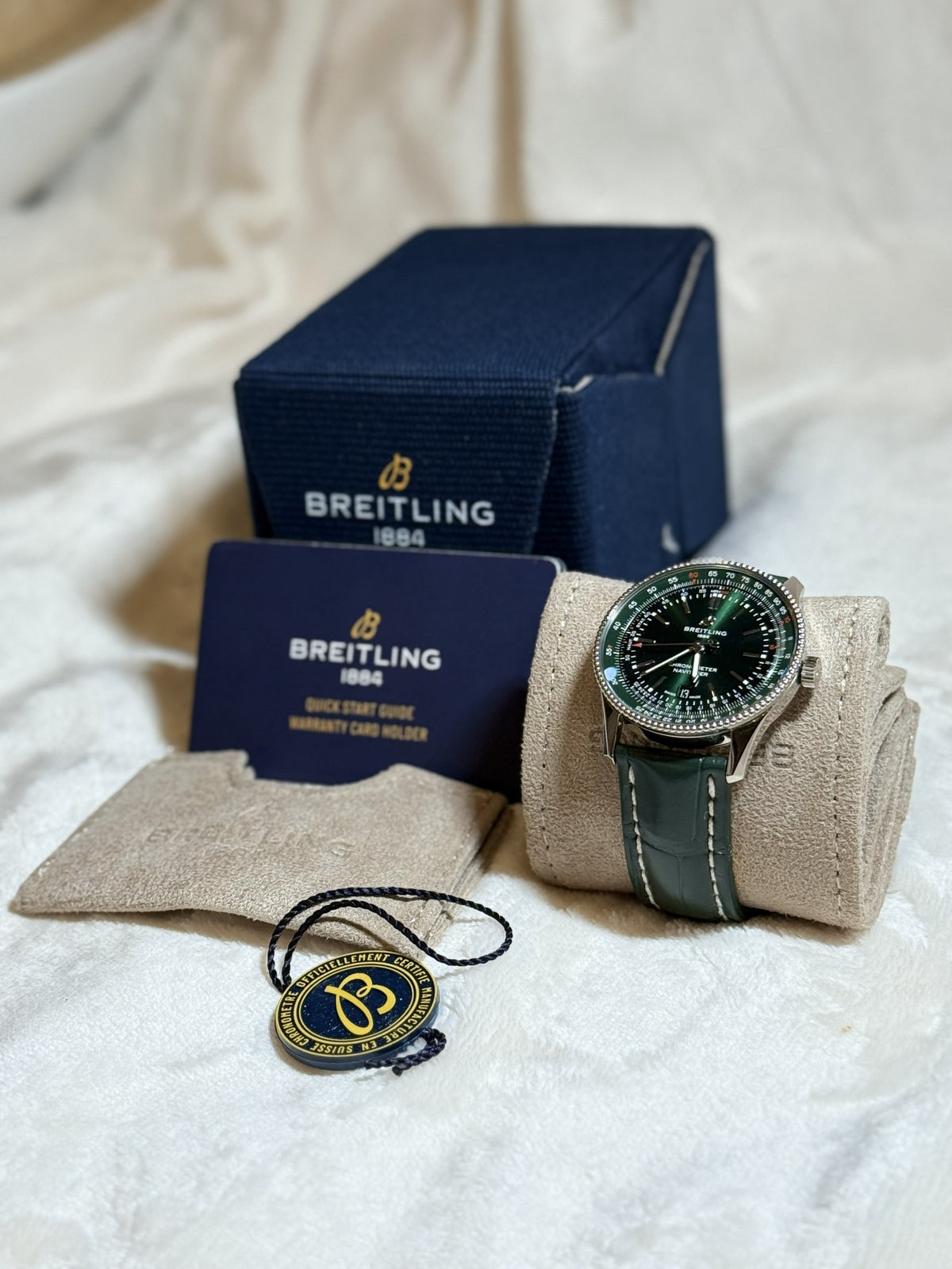 Breitling Navitimer Automatic 41 full set box and papers