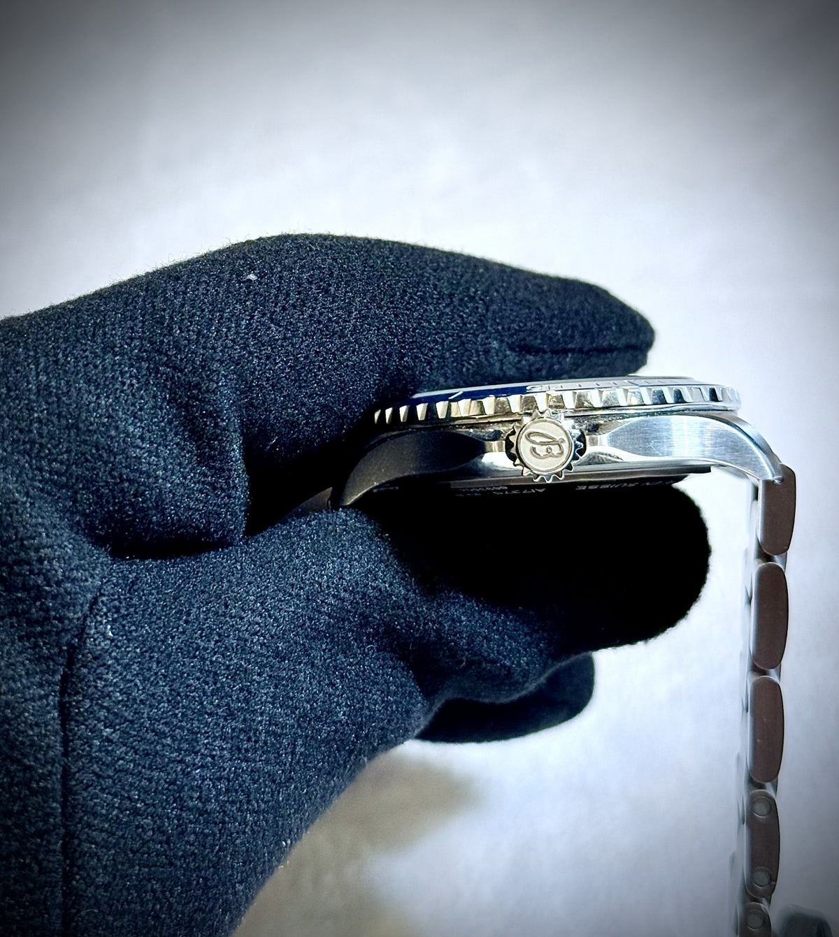 Breitling Superocean Automatic 42 A17375E71G1A1 actual watch photo 4