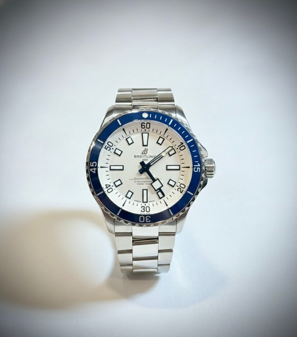 Breitling Superocean Automatic 42 A17375E71G1A1 actual watch photo 9
