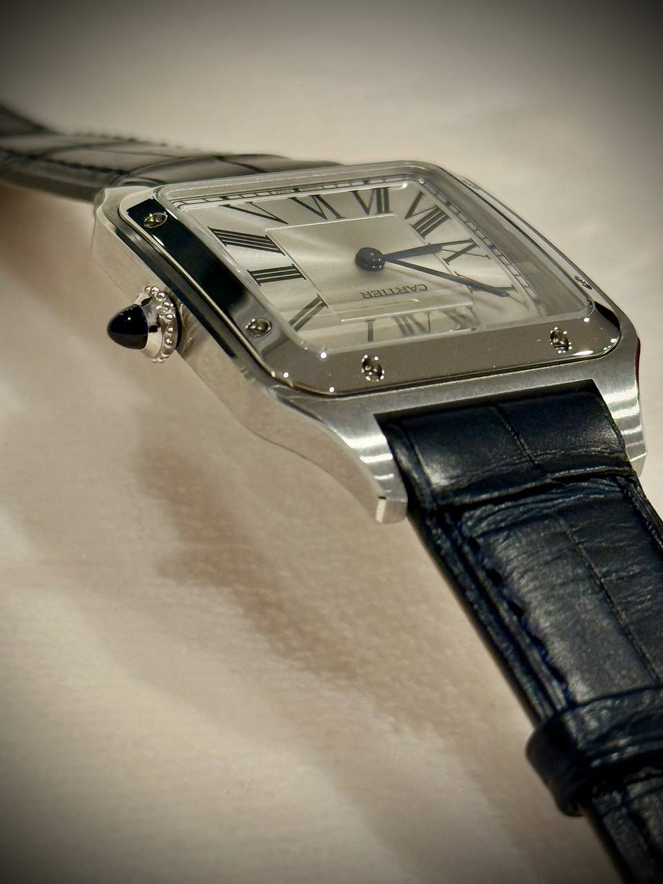 Cartier Santos-Dumont WSSA0085 opposite angled view