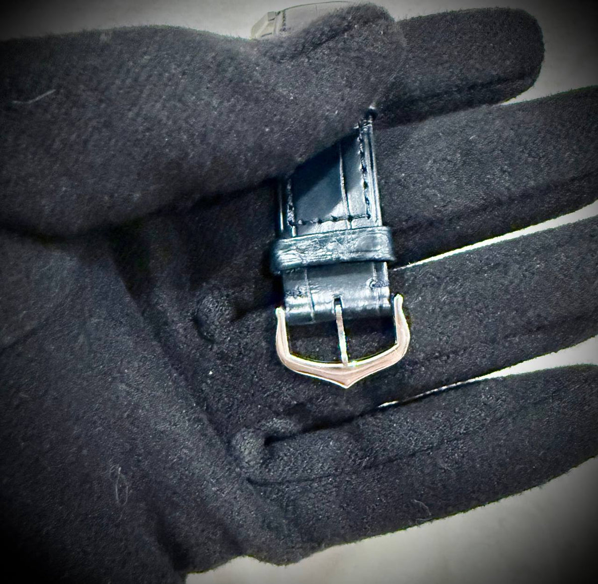 Cartier Santos-Dumont WSSA0085 leather strap buckle