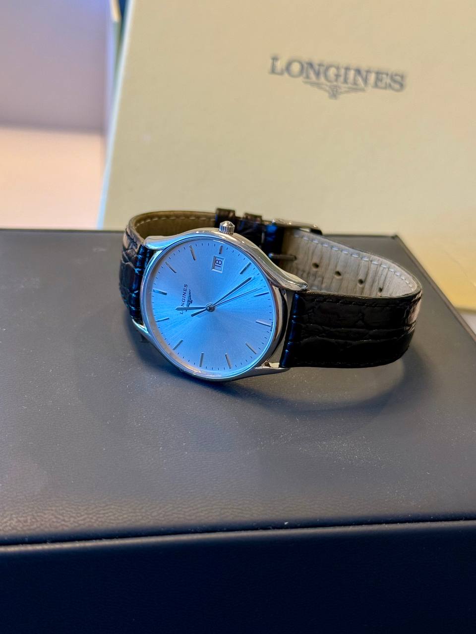 Longines L4.759.4 — actual 2020 watch detail 5