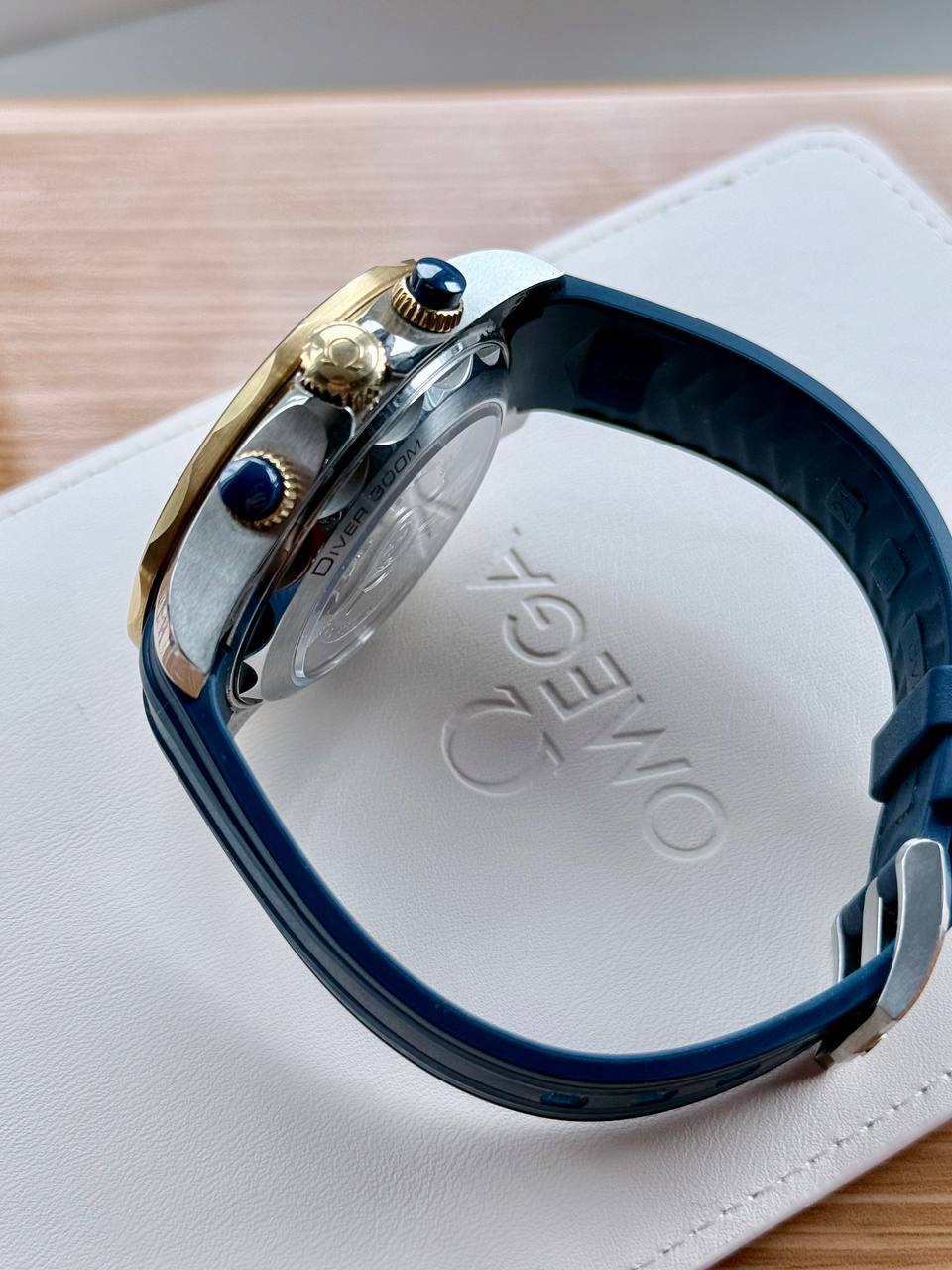 Omega Seamaster Diver 300M chronograph side profile