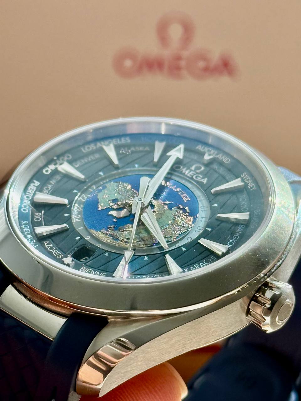Omega Seamaster Aqua Terra World Timer 43mm Blue Dial - Ref. 220.12.43.22.03.001