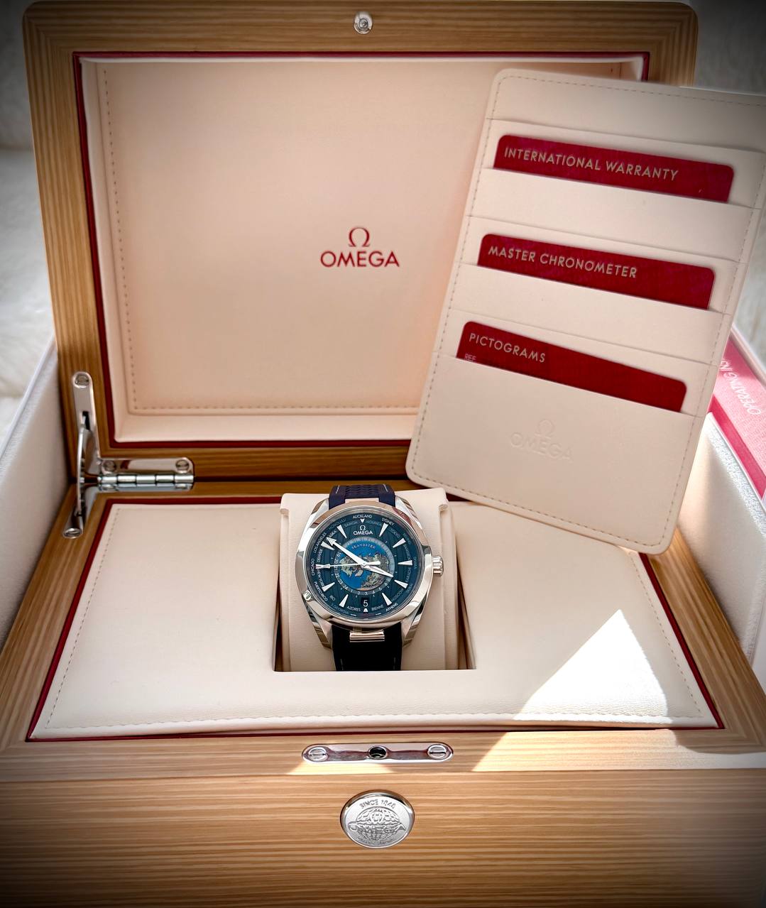 Omega Seamaster Aqua Terra World Timer 43mm Blue Dial - Ref. 220.12.43.22.03.001