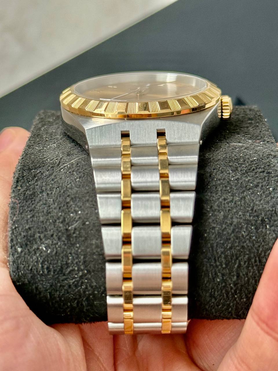 Tudor Royal Automatic 38mm Steel & Gold – Ref. M28503-0003 – 2025 – Full Set – Like New