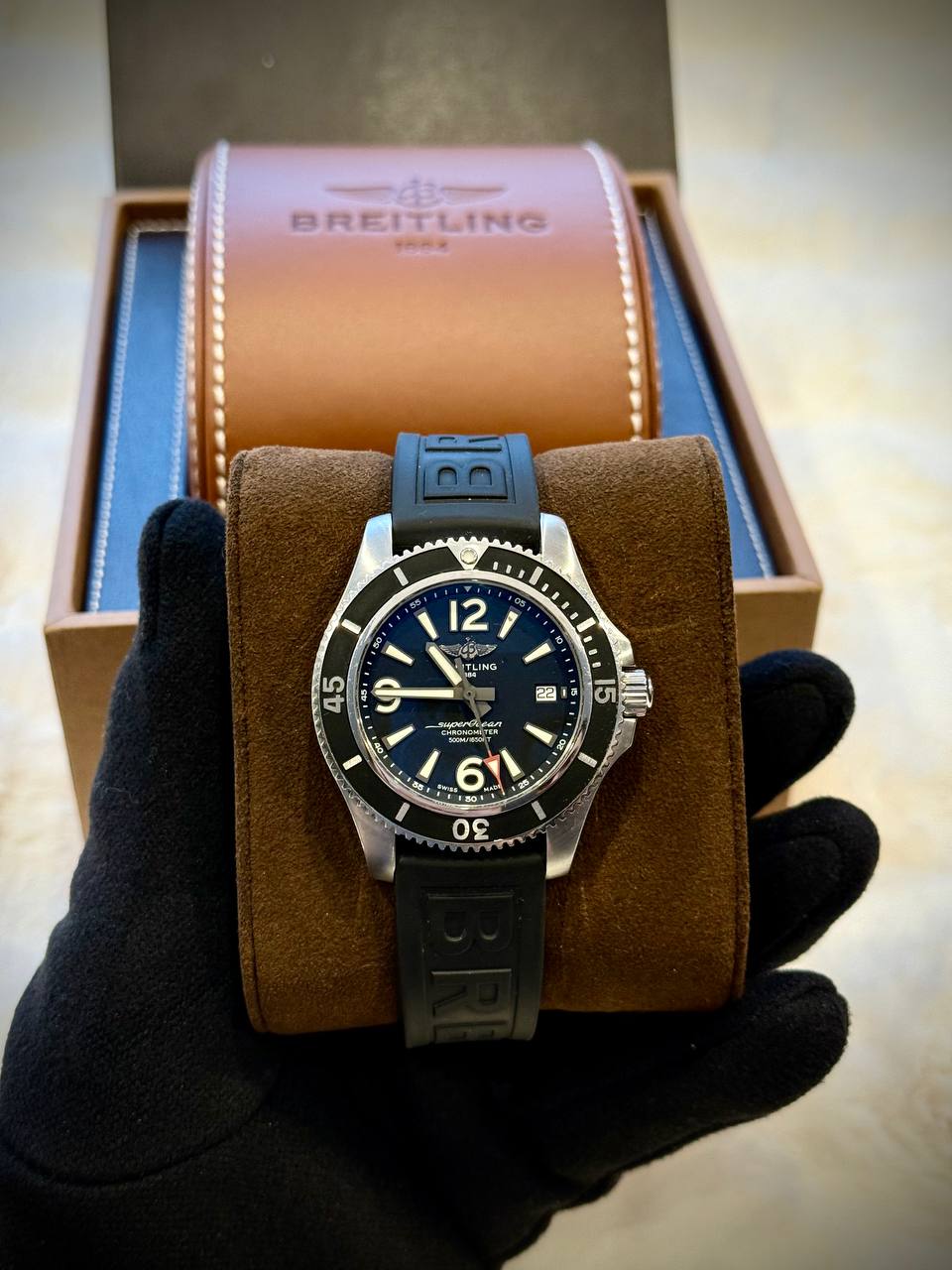 Breitling Superocean 42 Full set , like new , ref A17366021B1S2