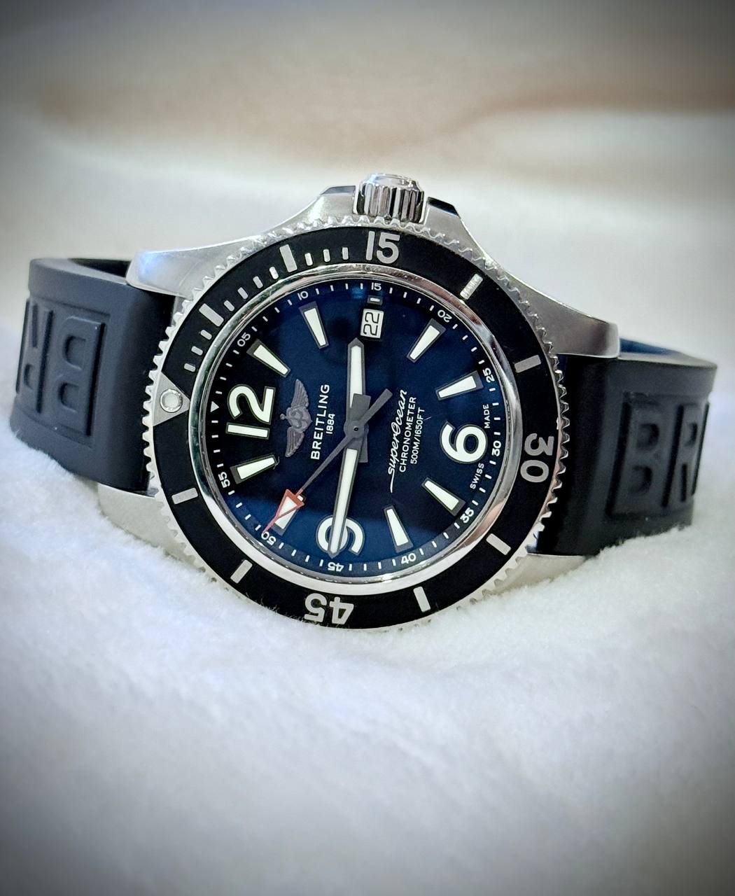 Breitling Superocean 42 Full set , like new , ref A17366021B1S2